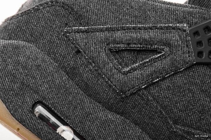 AO2571-001 Black Denim 4 Jordan Levi's Air 1101